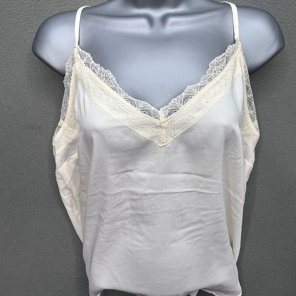 Old Navy Women Camisole Polyester Lace Trim L Frosted Cookies Romantic Coquette